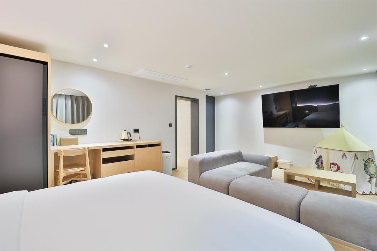 Custom Hotel Ульсан Экстерьер фото