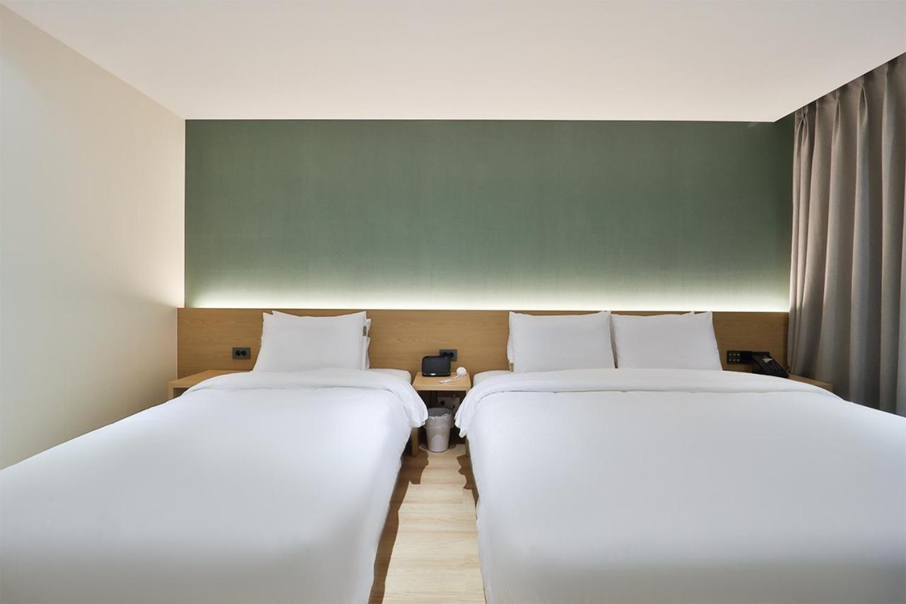 Custom Hotel Ульсан Экстерьер фото