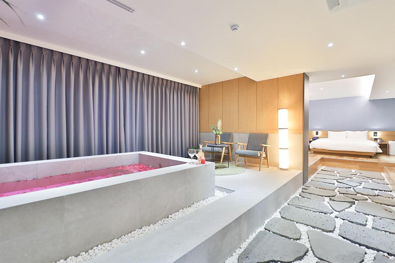 Custom Hotel Ульсан Экстерьер фото